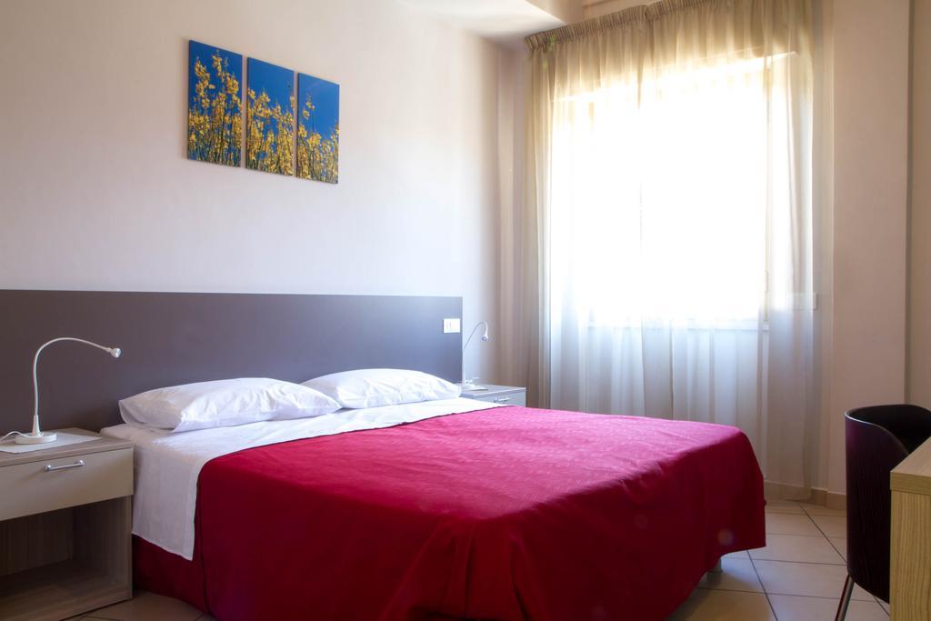Il Fiore In Una Stanza Itri Cameră foto